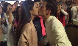 爆料娱乐圈大事件,揭秘明星幕后真相，风云变幻背后的秘密揭晓